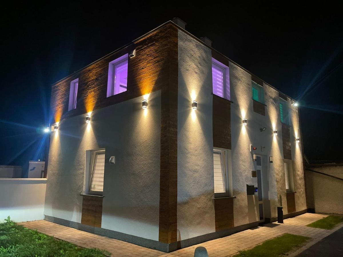 #5 Tgha Luxury One Bedroom Apartment In Athlone Exteriör bild