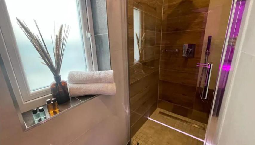 #5 Tgha Luxury One Bedroom Apartment In Athlone Exteriör bild